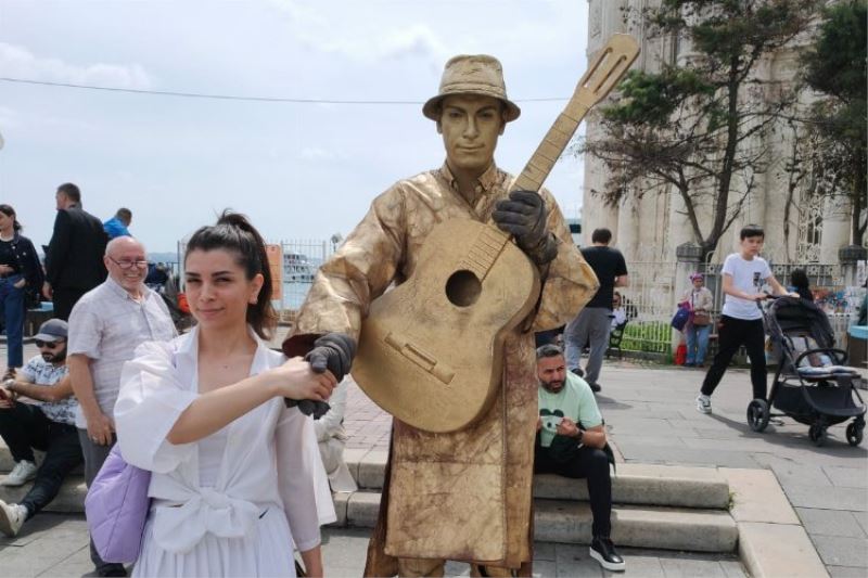 Yeni şarkıları için stüdyoya kapandılar!