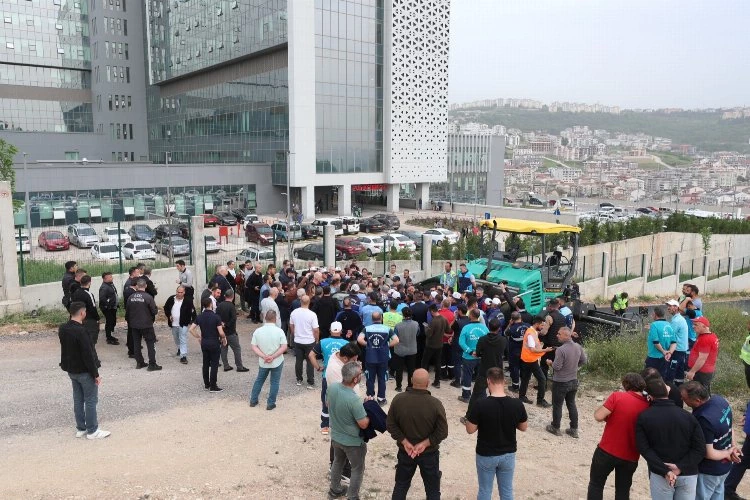 İzmit emekçileri için hak arayışında!