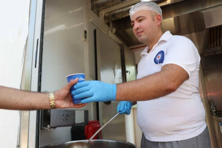 Büyükşehir’in iftarları devam ediyor