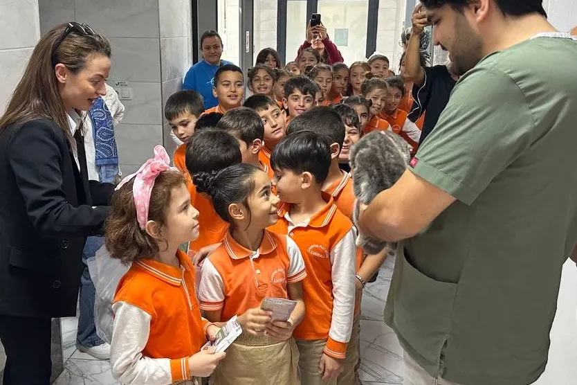 Çayırovalı miniklerden can dostlara ziyaret