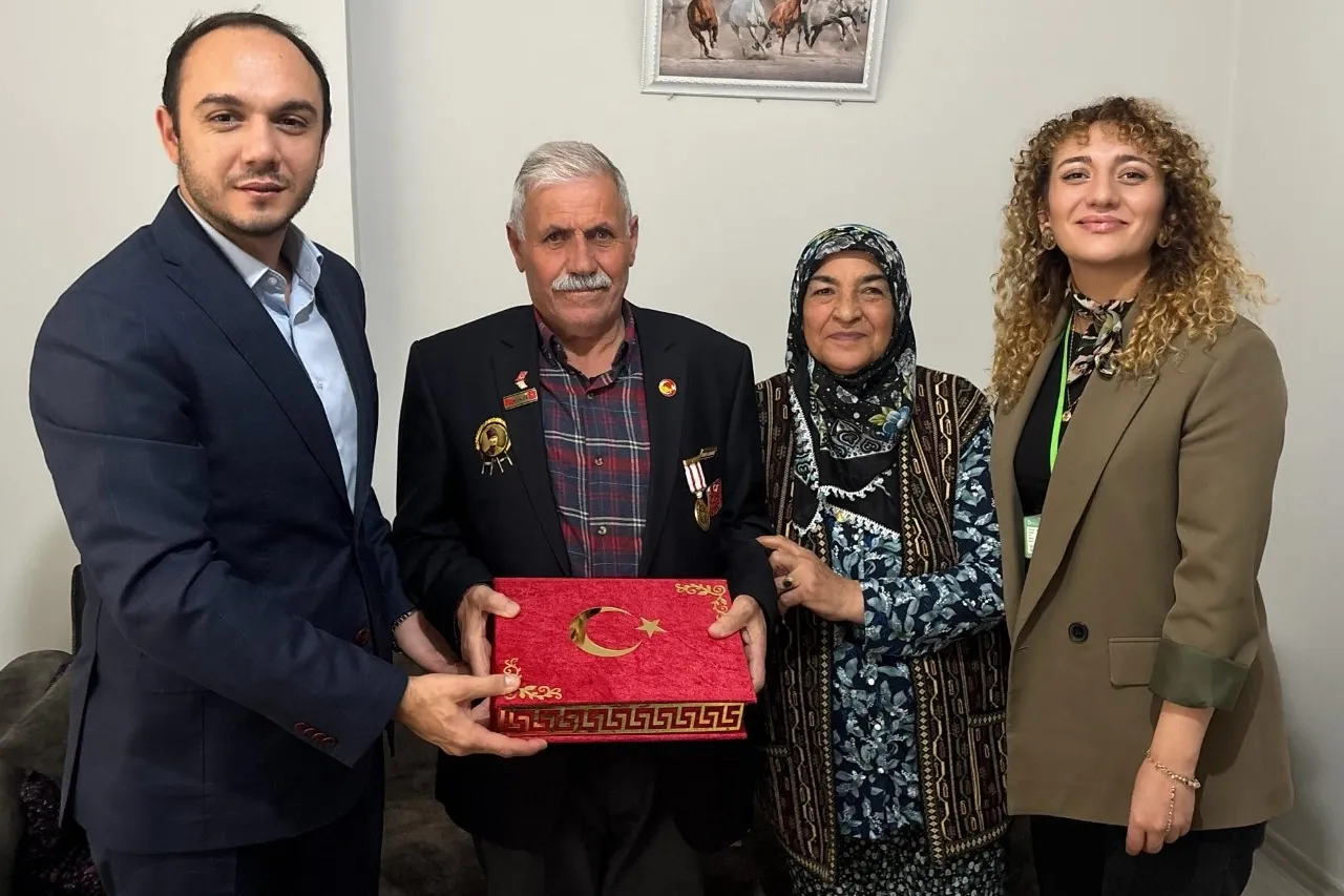 Kocaeli Gebze’de Kıbrıs Gazilerine minnet ziyareti