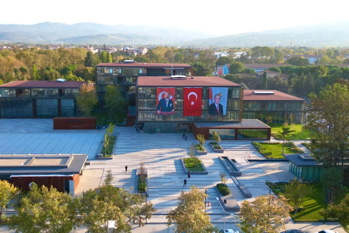 Bursa İnegöl Belediyesi’nin tüm hizmetleri cebinizde