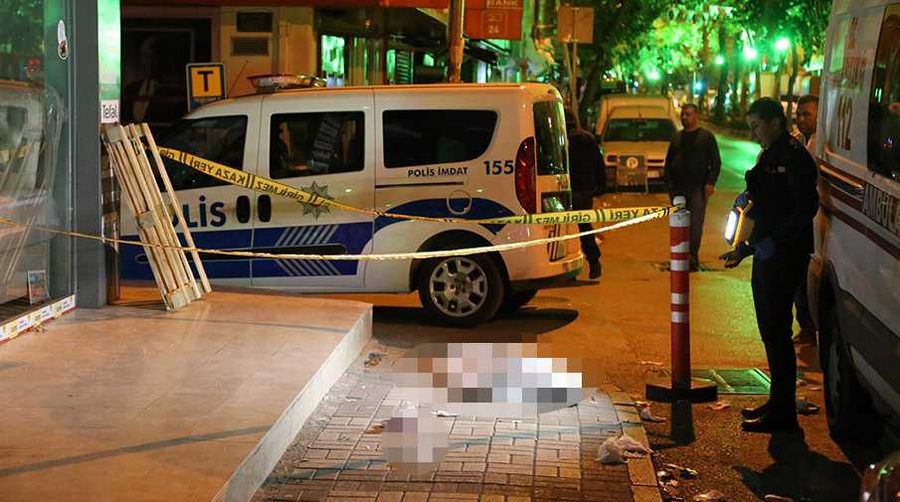 Sara nöbeti geçiren kişiden çaldığı parayı ağzında saklamış
