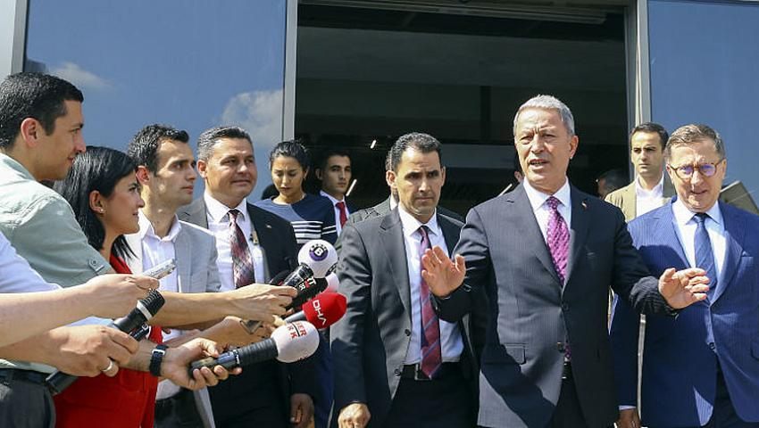 Bakan Akar