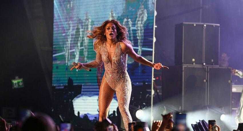 Jennifer Lopez