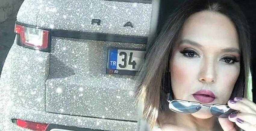 Demet Akalın’dan 