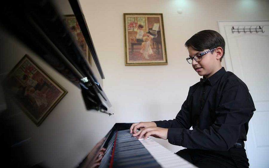 Piyanonun çocuk yeteneklerine Rusya