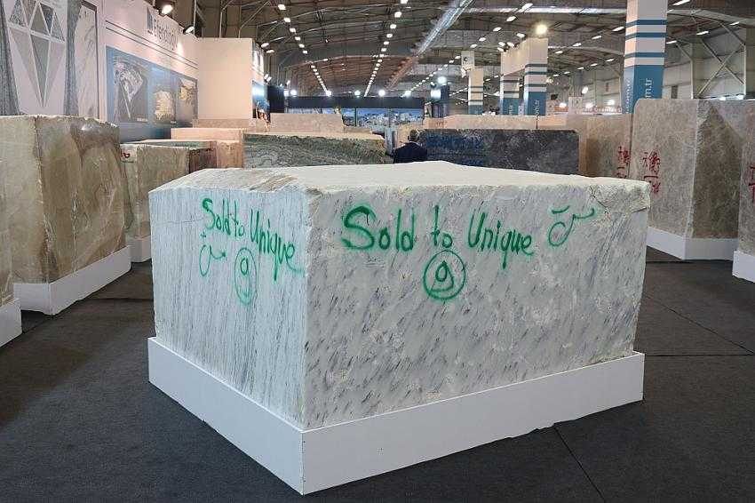 Fuardaki blok mermerlerin tamamına yakını 2 günde satıldı