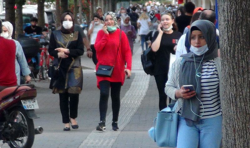 İnegöllüler koronaya kafa tutuyor