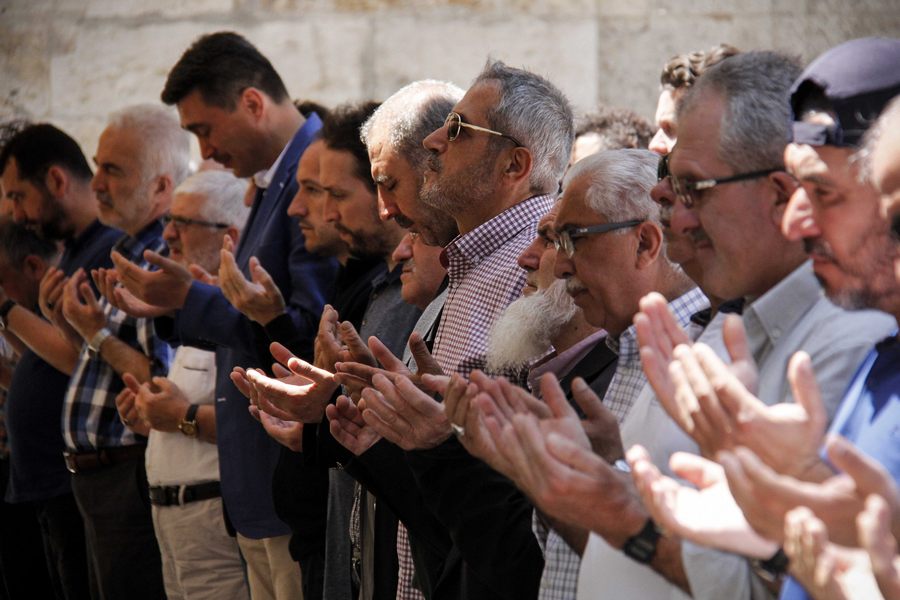 Şehit Filistinliler için Ulu Camii’de gıyabi cenaze namazı