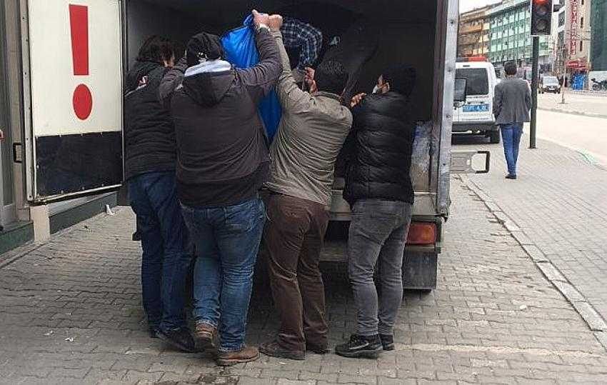 Otel odasında ölü bulundu