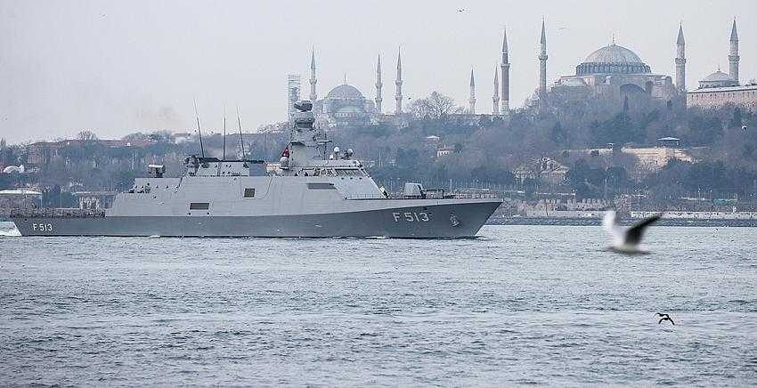 Türk savaş gemileri, İstanbul Boğazı
