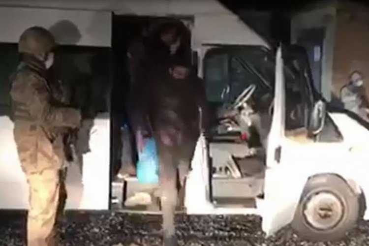 Bitliste 63 düzensiz göçmen yakalandı