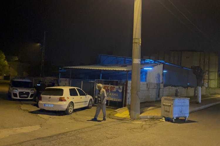 Adıyamanda bir işletmenin minibüsü çalındı 