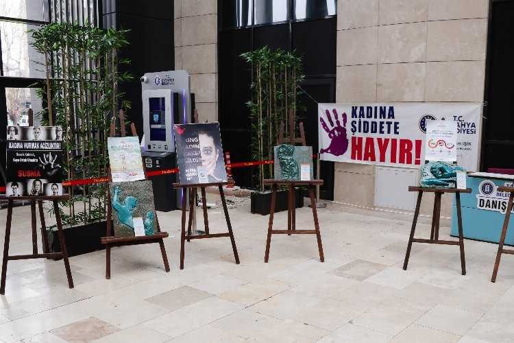 Kütahyada kadına şiddete karşı stant açıldı 