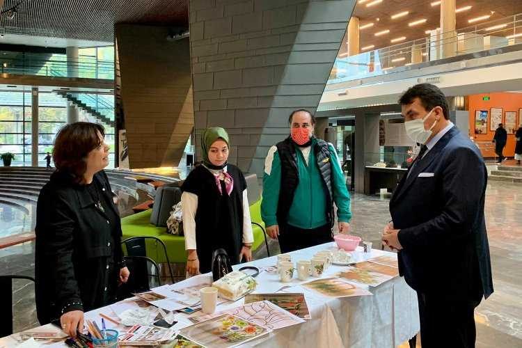 Bursa Osmangazide öğretmenlerden kupa tasarımı