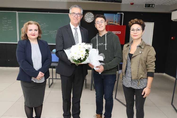 Dinleyen değil anlatan olun