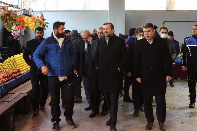 Bursa Gürsuda Başkan Işık pazarcılarla buluştu