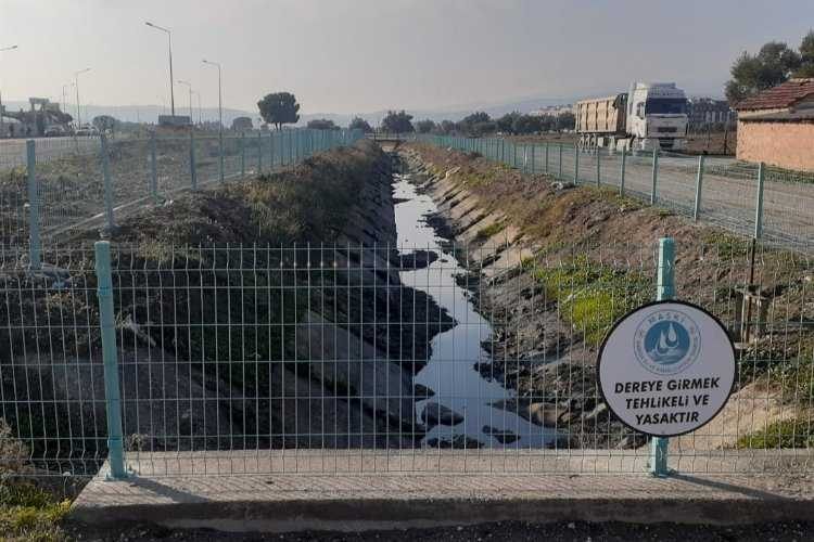 Manisada dere yatağı güvenli hale geldi 