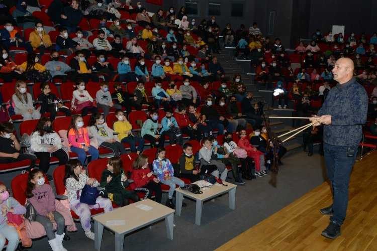 Bursada Kukla ve Gölge Oyunları Festivaline güleryüzlü final