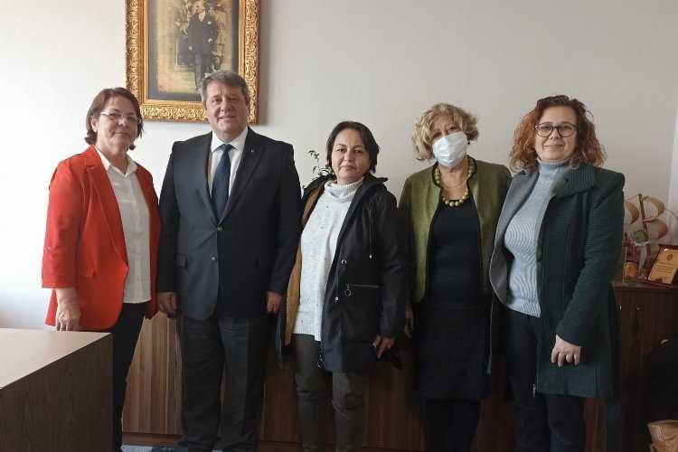 Kadın muhtarlardan Manisa Büyükşehire teşekkür ziyareti 