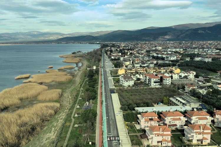 Bursa İznik sahil yolu konfora ulaştı