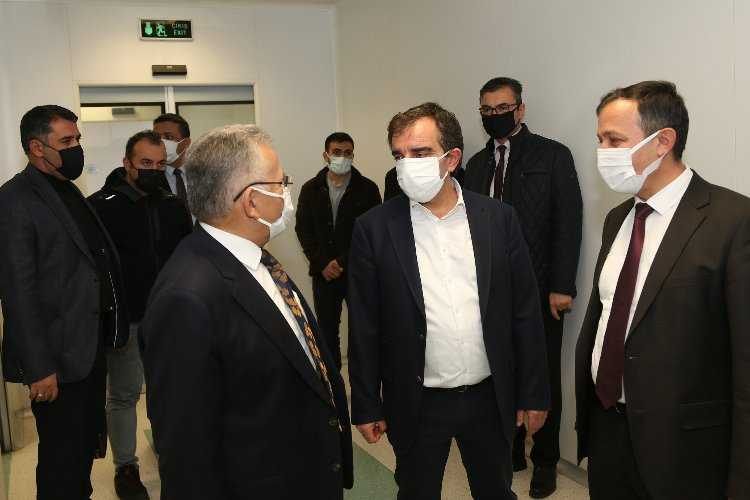 Memduh Büyükkılıçtan Turkovac ziyareti