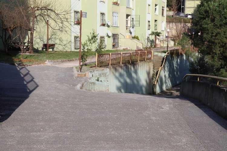Kocaeli İzmitte Manolyam Sokağı  yeni yoluna kavuşturdu