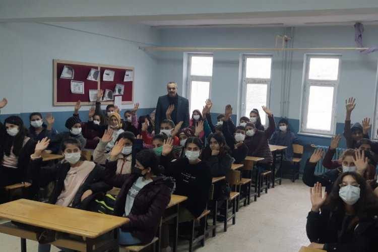 Batmanda köy öğrencilerine arkadaş seçimi konferansı