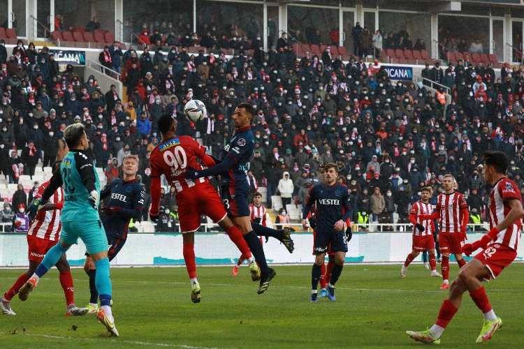 Lider Trabzon Yiğidoya takıldı