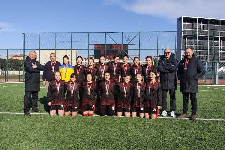 Bursa Yıldırımın altın kramponları yarı finalde
