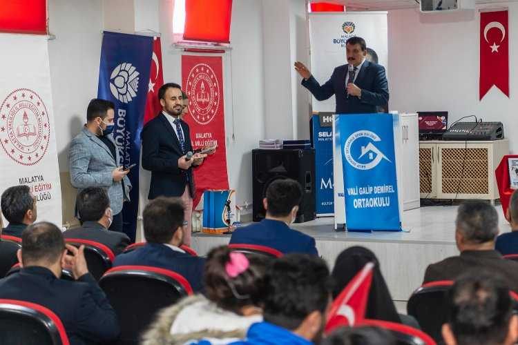 Malatyada öğrencilerden Başkan Gürkana teşekkür