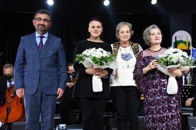 Bursa İnegölde Ayşe Taş ile sanat dolu gece 