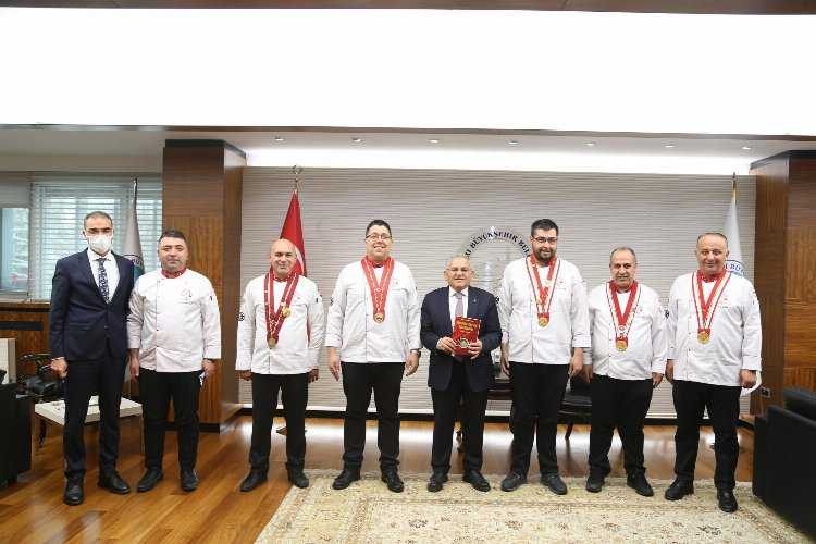 Başkan Büyükkılıç ile Gastronomi şehri Kayserinin ustaları buluştu 