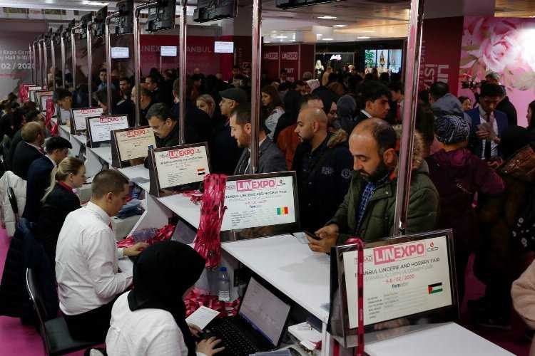 5 bin yabancı İstanbula iç giyim için geliyor