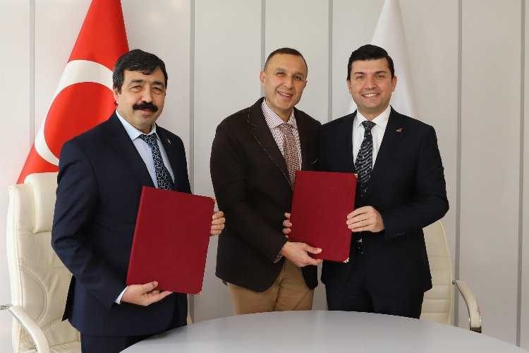 İzmirde üniversiteli öğrencilerin istihdamına yönelik iş birliği imzası