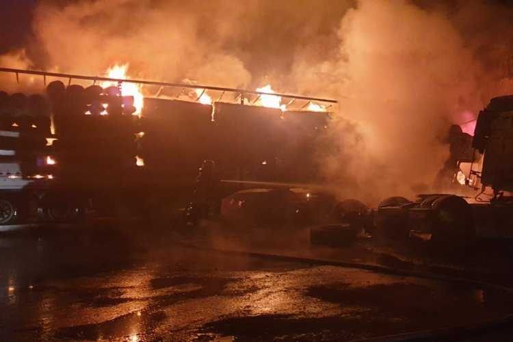 Memduh Büyükkılıçtan yangın mağdurlarına destek sözü