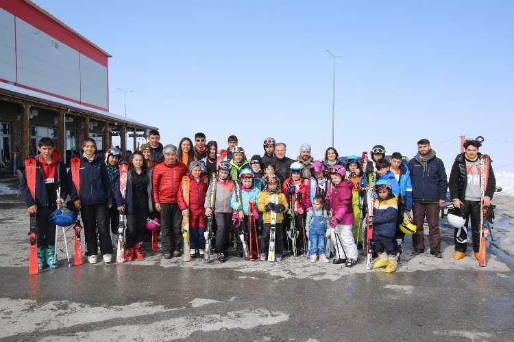 Kayseri Hacılardan madalyalara ambargo
