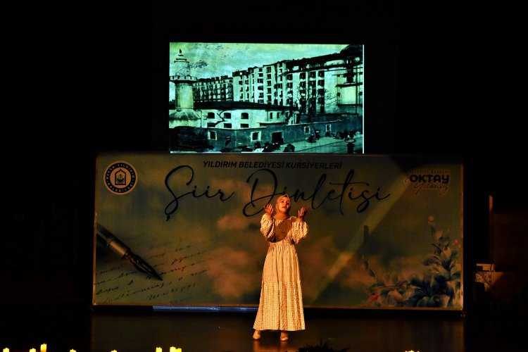Bursa Yıldırımda kursiyerlerden şiir dinletisi 