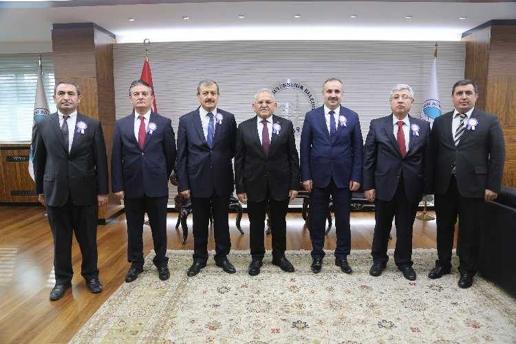 Kayseride Başkan Büyükkılıça Vergi Haftası ziyareti 