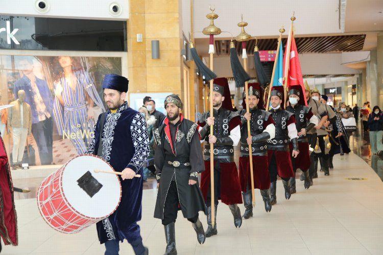 Kocaelinde Mehteran Takımından sürpriz etkinlik