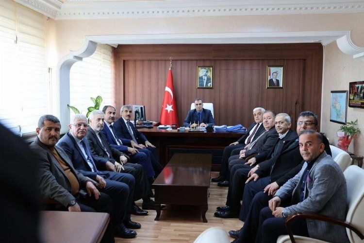 Ak Kadro, Küçükoğluna “Hayırlı olsun” dedi