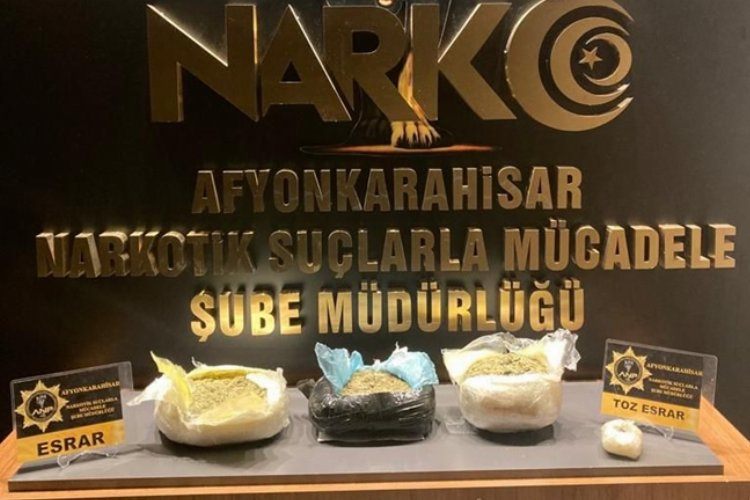 Afyonkarahisarda otogarda uyuşturucu operasyonu