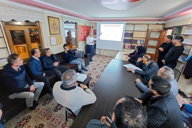 MHP Yahyalıda olağan toplantı
