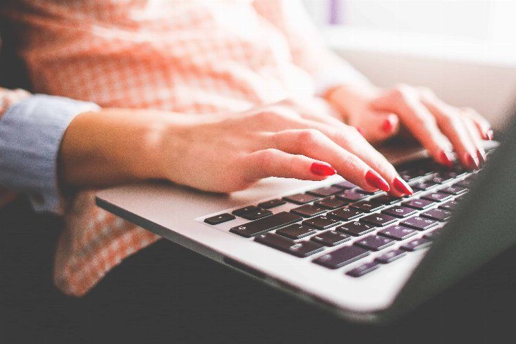 Kadınların ürettiği şifreler zor hackleniyor