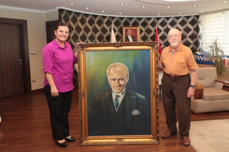 Atatürk tablosu İzmitte Evinde sergilenecek