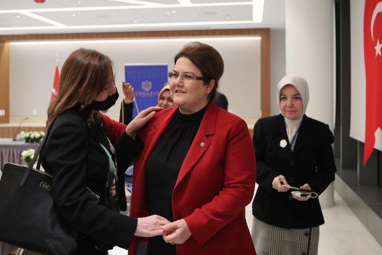 New Yorkta kadın kanaat önderleriyle buluştu