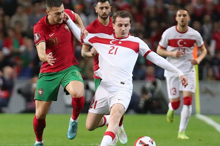 A Milliler Portekizde yıkıldı