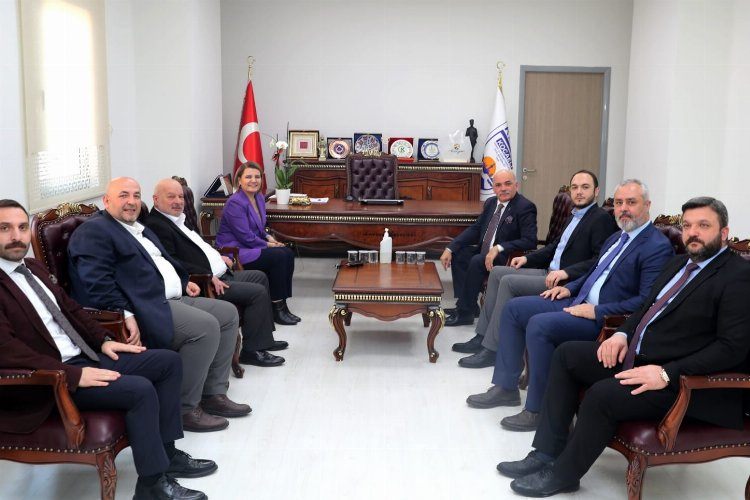 Kocaeli İzmitte Başkan Hürriyet’ten KESOB’a ziyaret