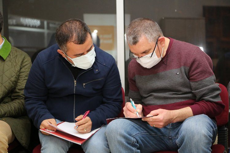 İzmirde Gaziemir’in süper babaları